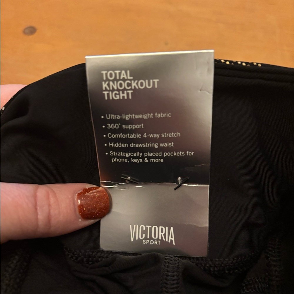 NWT Victoria Sport Total Knockout Tight - Picture 2 of 5